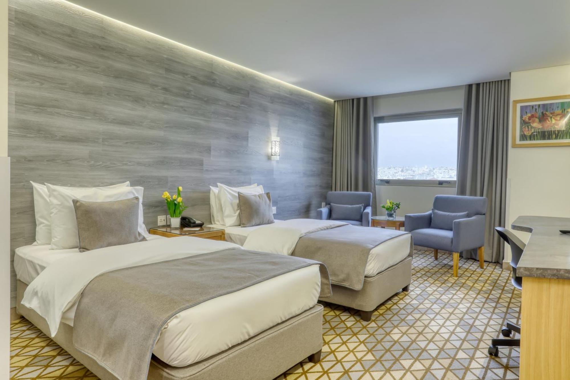 Geneva Hotel Amman Bagian luar foto